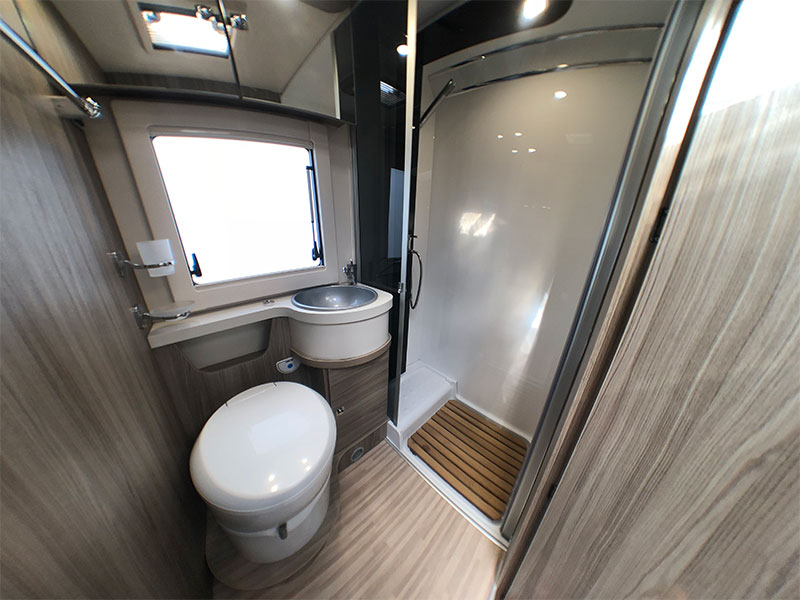 Benimar-Tessoro-481-bathroom