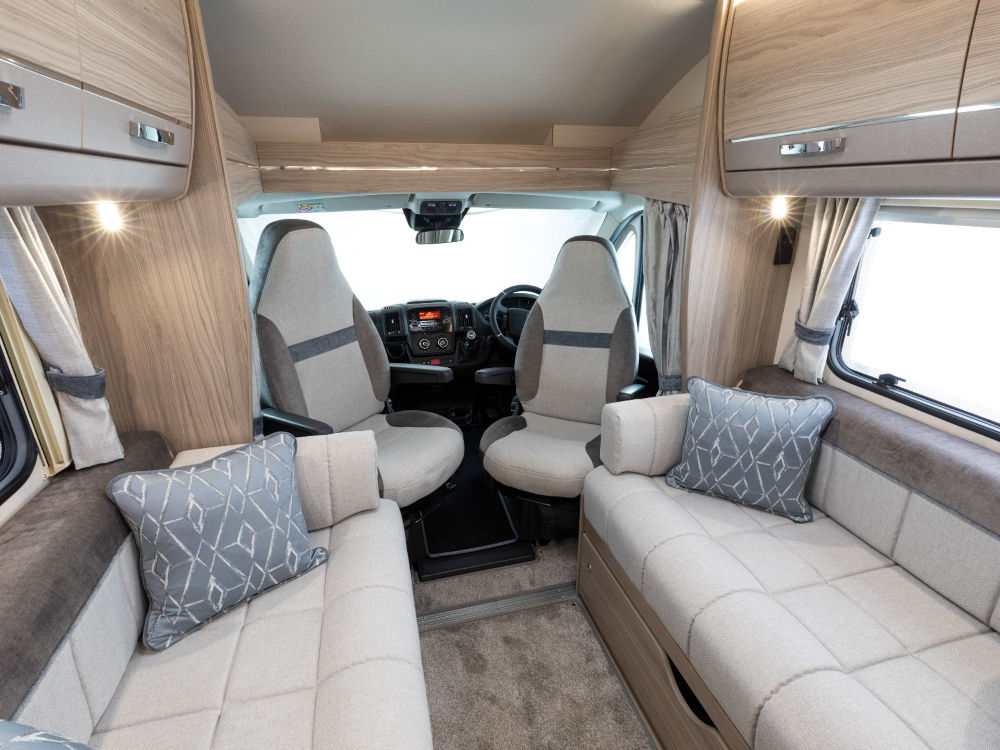 Elddis_150_Venture_Motorhome_interior2