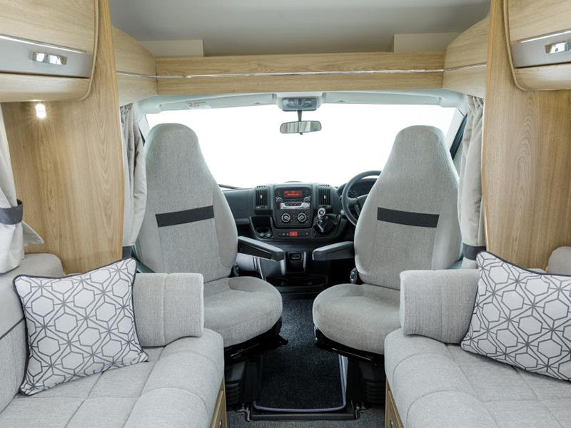 Elddis_155_Autoquest_Motorhome_Front2